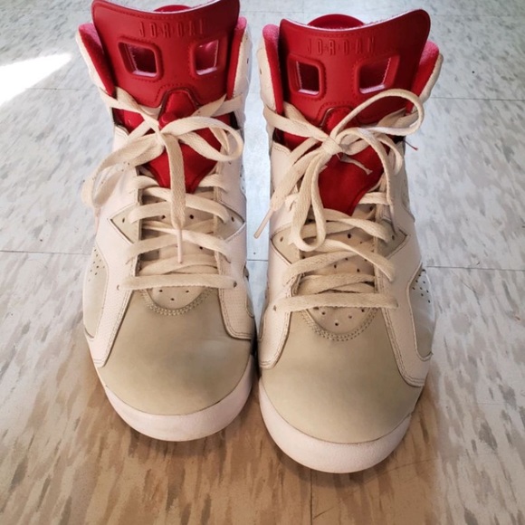 Jordan 6 - Picture 2 of 3